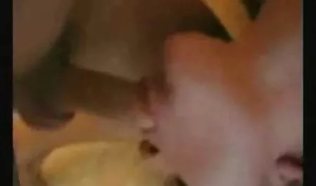 SEKS BERTIGA SEPONG KULIT bokep online susu montok BERWARNA