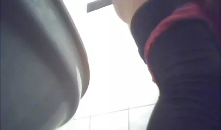 Beludru Swingers Amatir anggota klub bokep brazzer montok disajikan tiga pandangan