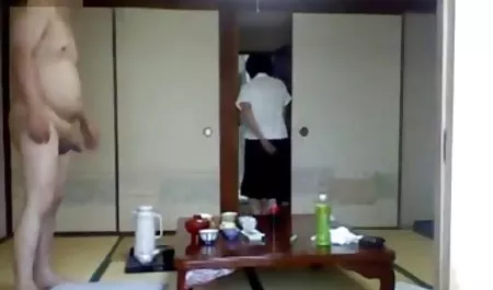 Twerk bokep tante montok toge mm