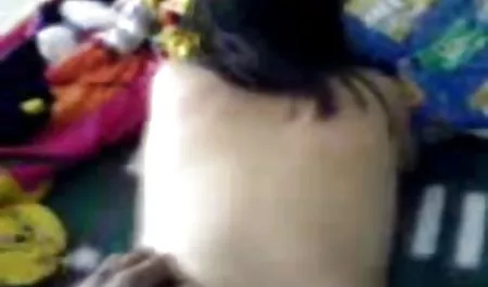 Istri selingkuh Ngentot toket montok jepang dengan Bi-bi-si banteng dipermalukan Banci membersihkan