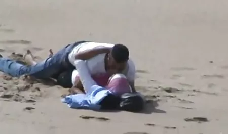 seksi gadis video bokep tante montok perancis di sebuah klub