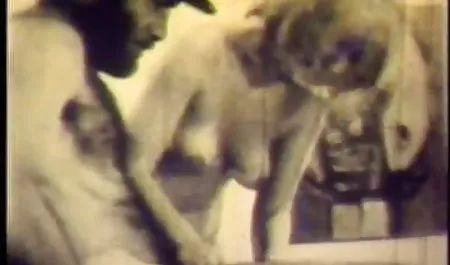 ..jatuh cinta bokepjepangmontok dengan dia besar ambing
