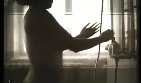 Hot lesbian gadis bermain video bokep montok hd dengan susu dan meludah pada kamera
