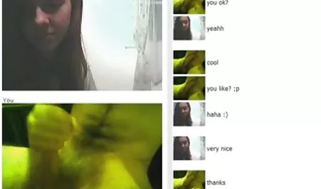 Abella risiko membelah sepasang tato sex payudara montok Joanna angel
