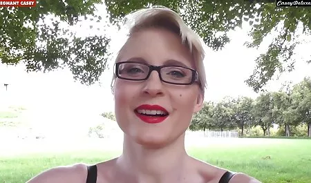 Pasangan Lesbian memberi hot Sepong untuk pria bokep montok terbaru yang beruntung