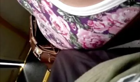 Biseksual anal janda mulus montok pekerjaan di kantor