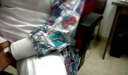 besar bi-Bi-si cepat Terangsang boke tante montok milf Bintang Solara