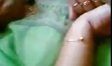 Di pussi benjolan dan menarik bokep bule montok