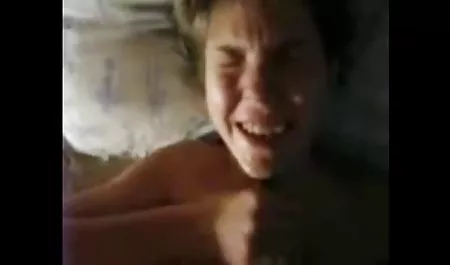 Hot lesbian dengan jembut tebal Banci tante montok mesum seperti oral seks