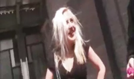Adorable remaja tante si montok Thailand pelacur Fucks seperti itu adalah dirinya 1st time